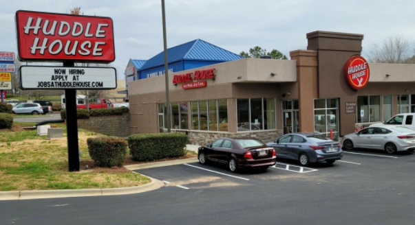 New Huddle House restaurant to open in Pinson this week