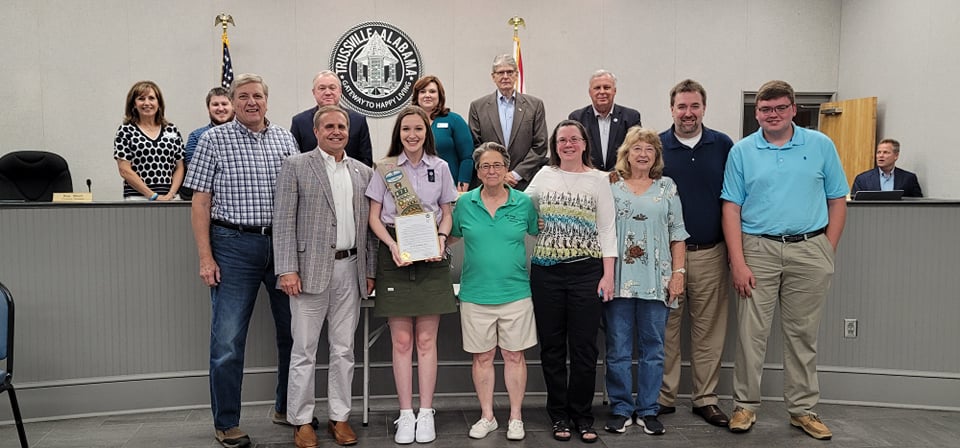 Trussville Council honors Girl Scout for efforts against distracted driving