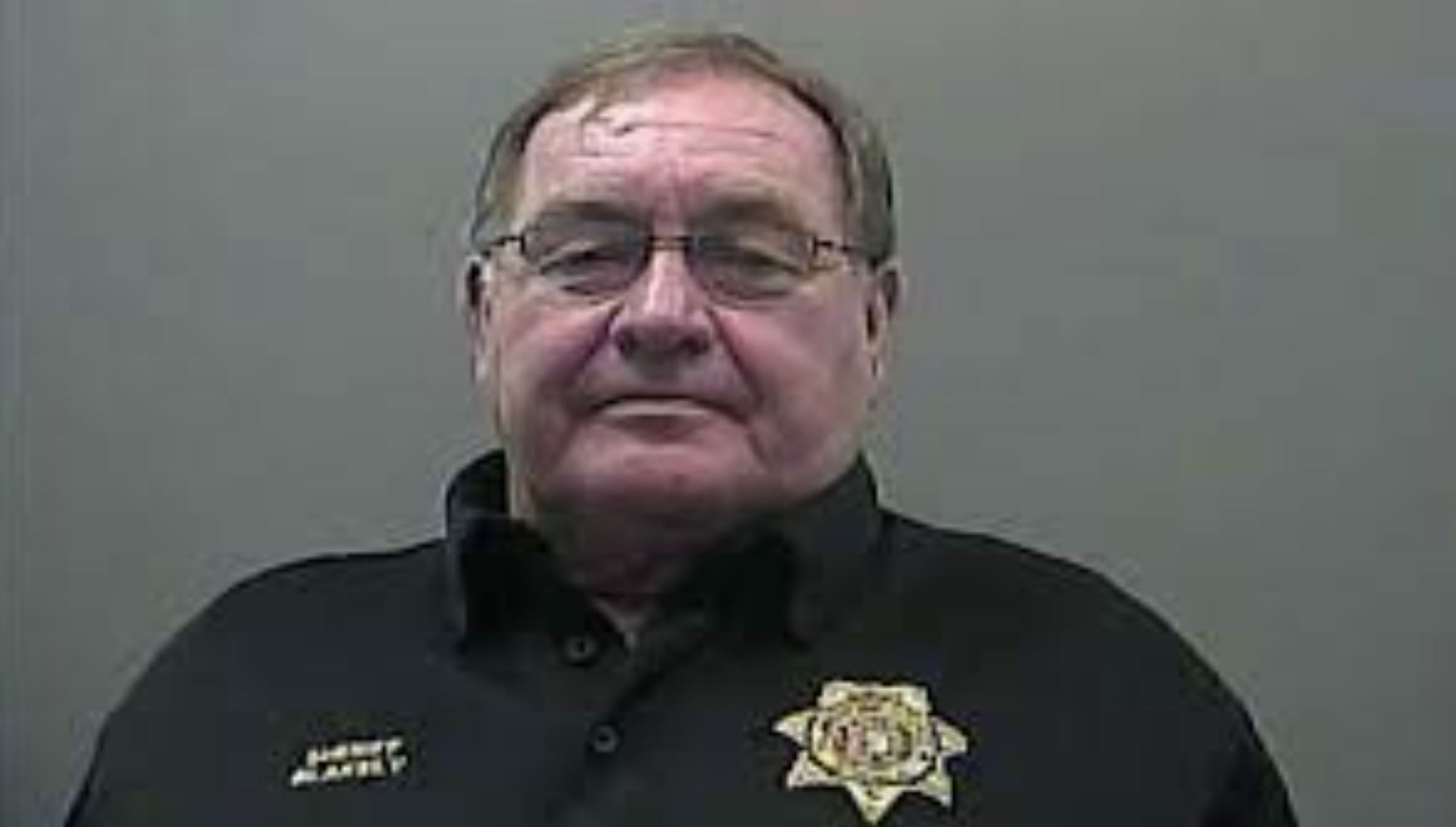 Former Alabama sheriff sentenced to 3 years for theft and ethics violation