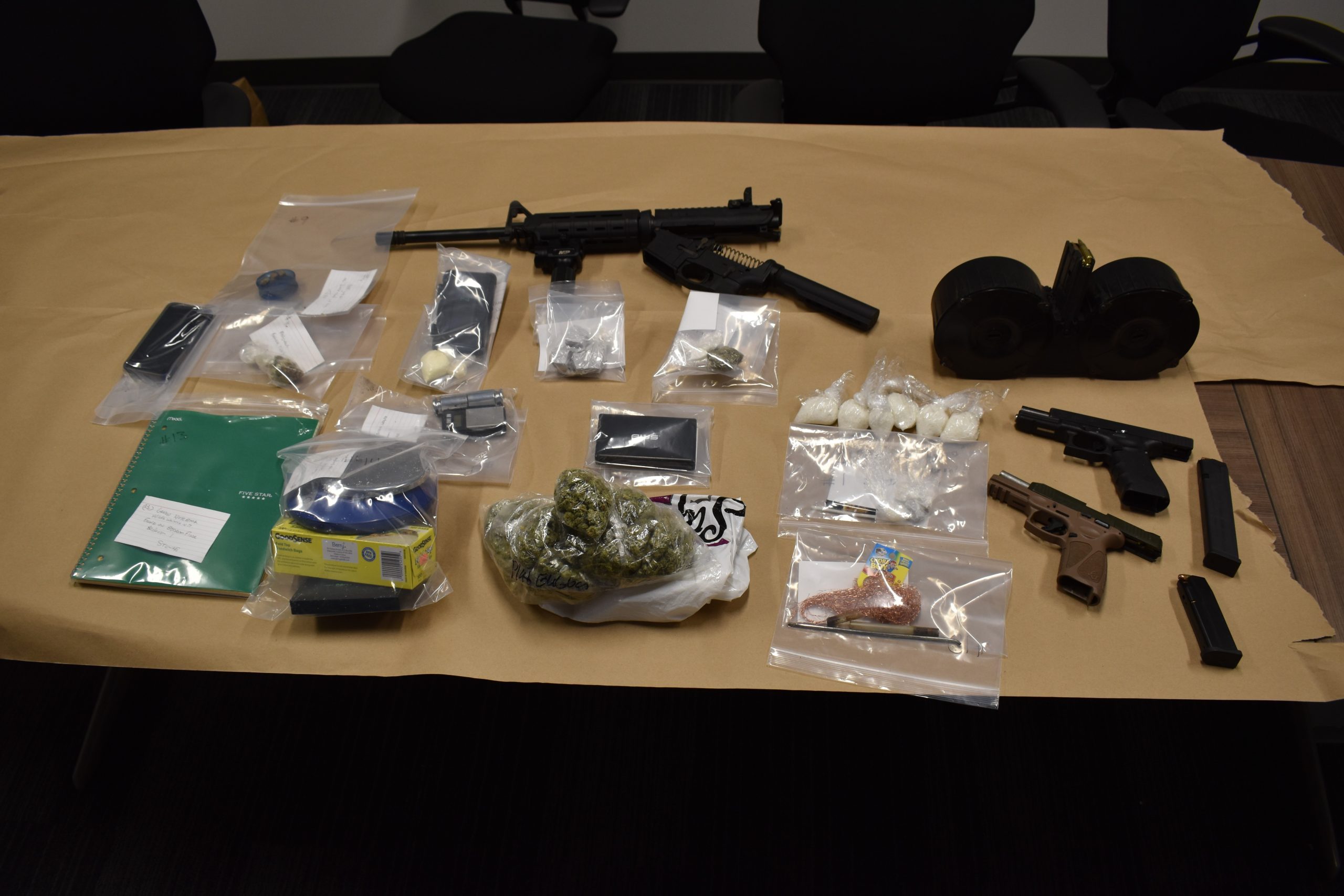 JeffCo deputies seize drugs and guns in Thursday raid