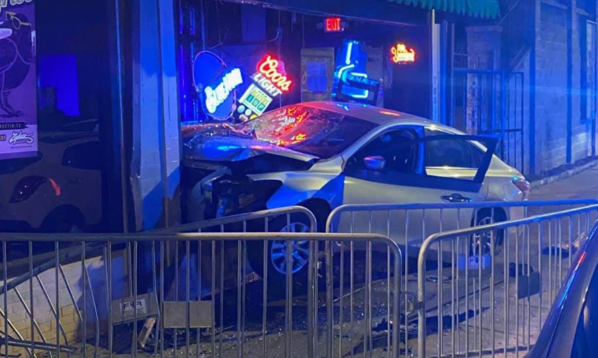2 arrested after car crashes into Birmingham nightclub