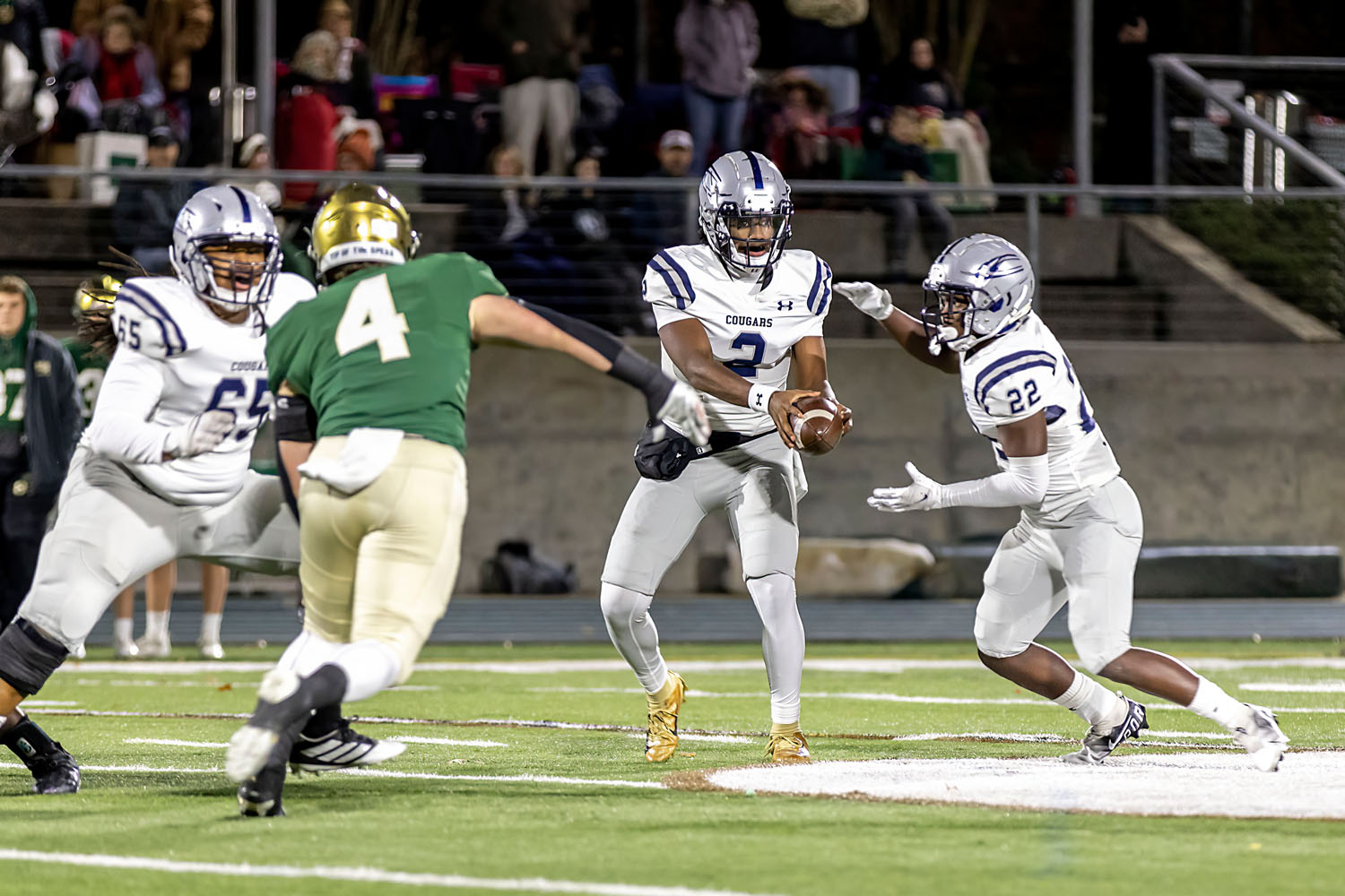 Clay-Chalkville's Osley scores 3 TDs, wins Player of the Week
