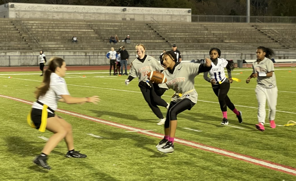 Hewitt-Trussville flag football moves on to semifinals with win vs. Tuscaloosa County
