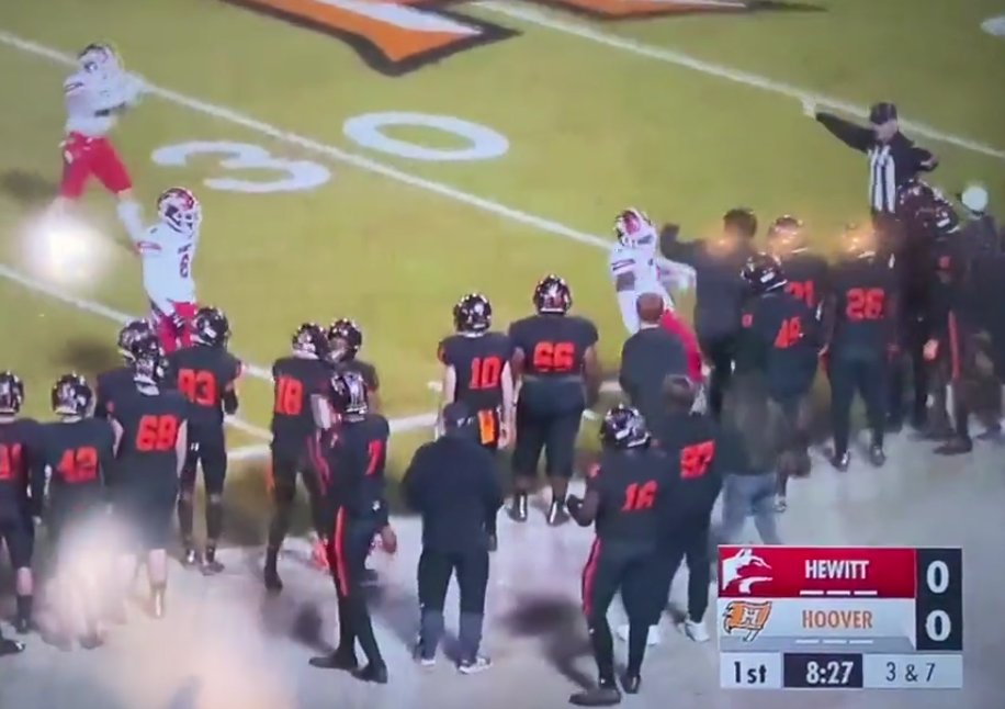 Video: Hoover coach appears to throw elbow at Hewitt-Trussville player