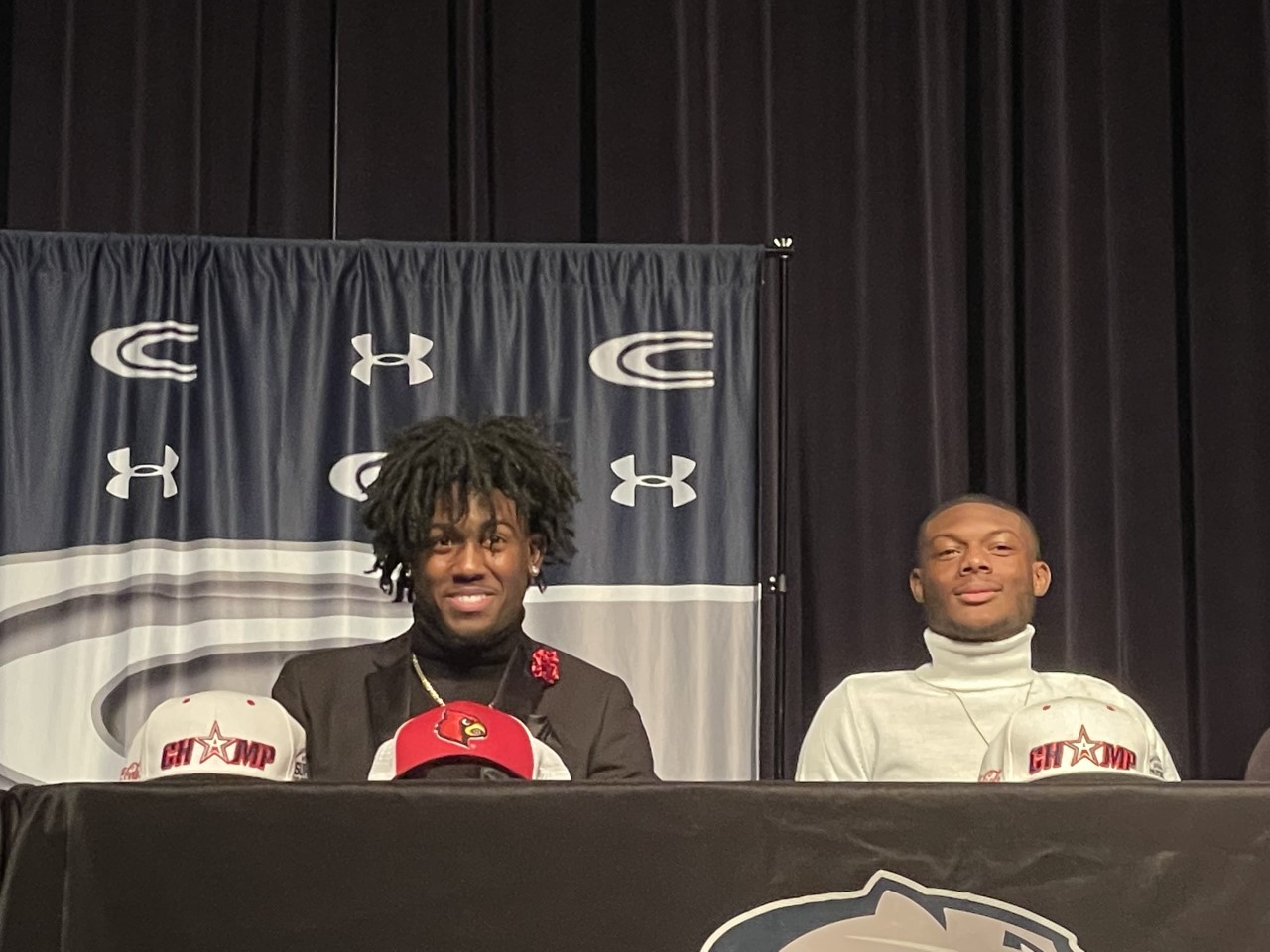 Clay-Chalkville athletes sign letters of intent