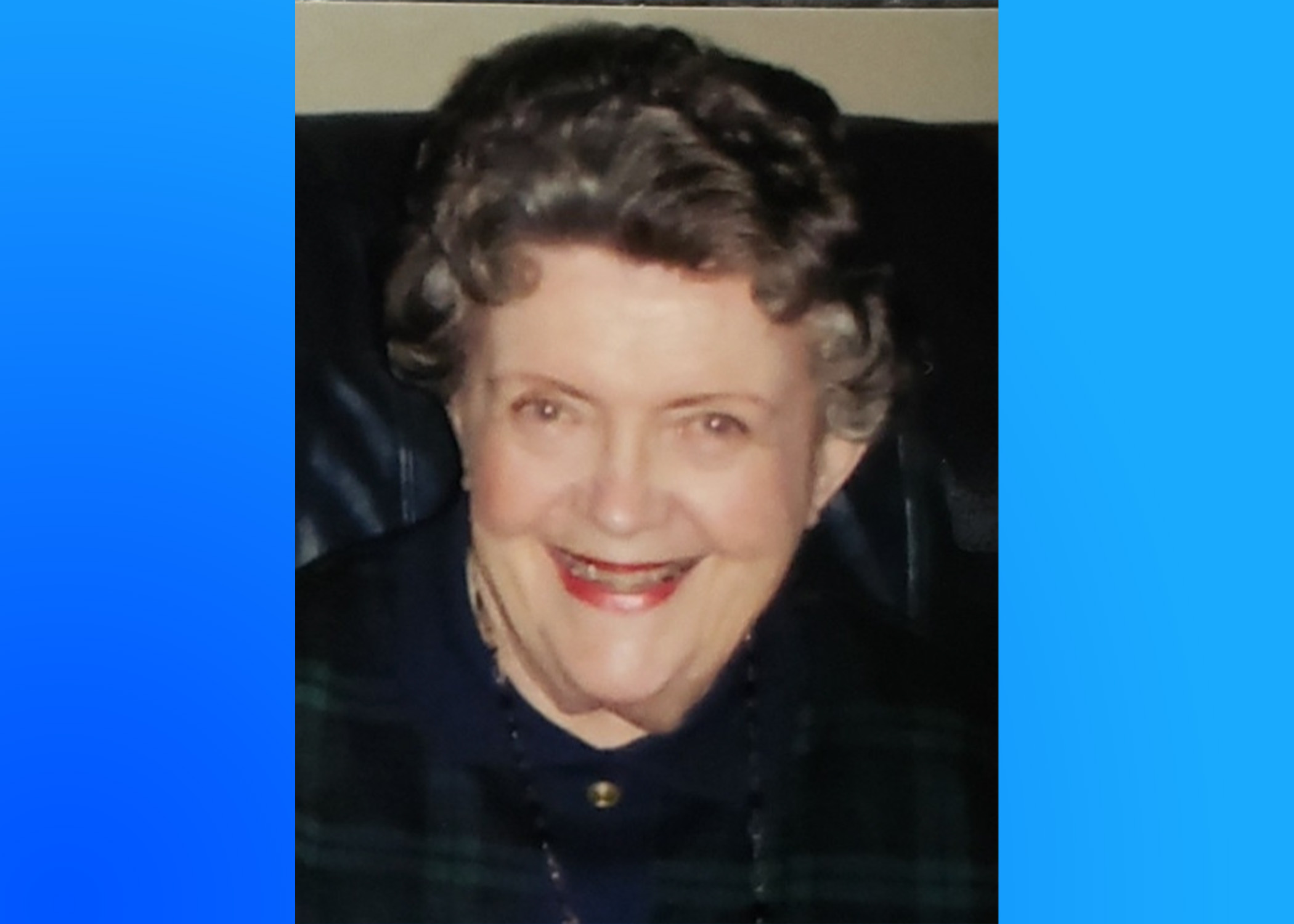 Obituary: Mona Wadsworth (November 15, 1927 ~ May 1, 2022)