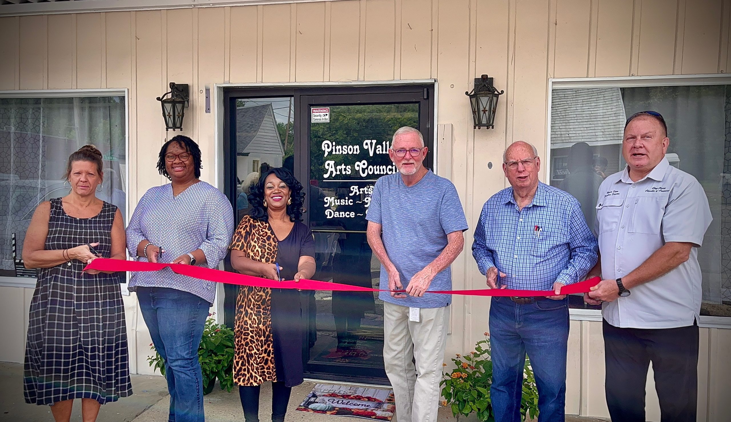 New nonprofit Pinson Valley Arts Council celebrates grand opening with ribbon cutting