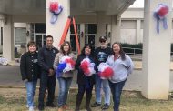 Trussville Rotarians decorate former City Hall building for Veterans' Day