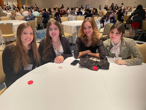 Leeds FBLA students attend Fall Leadership Conference
