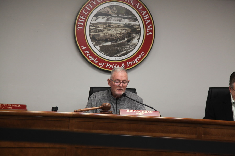 Pinson Council establishes revenue clerk position, pays for elementary lunch costs