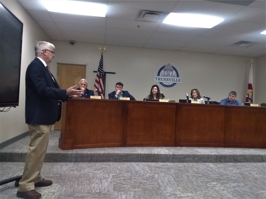 Trussville Council hears report on Arbor Day event