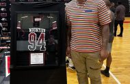 Shades Valley retires Daron Payne's high school football jersey