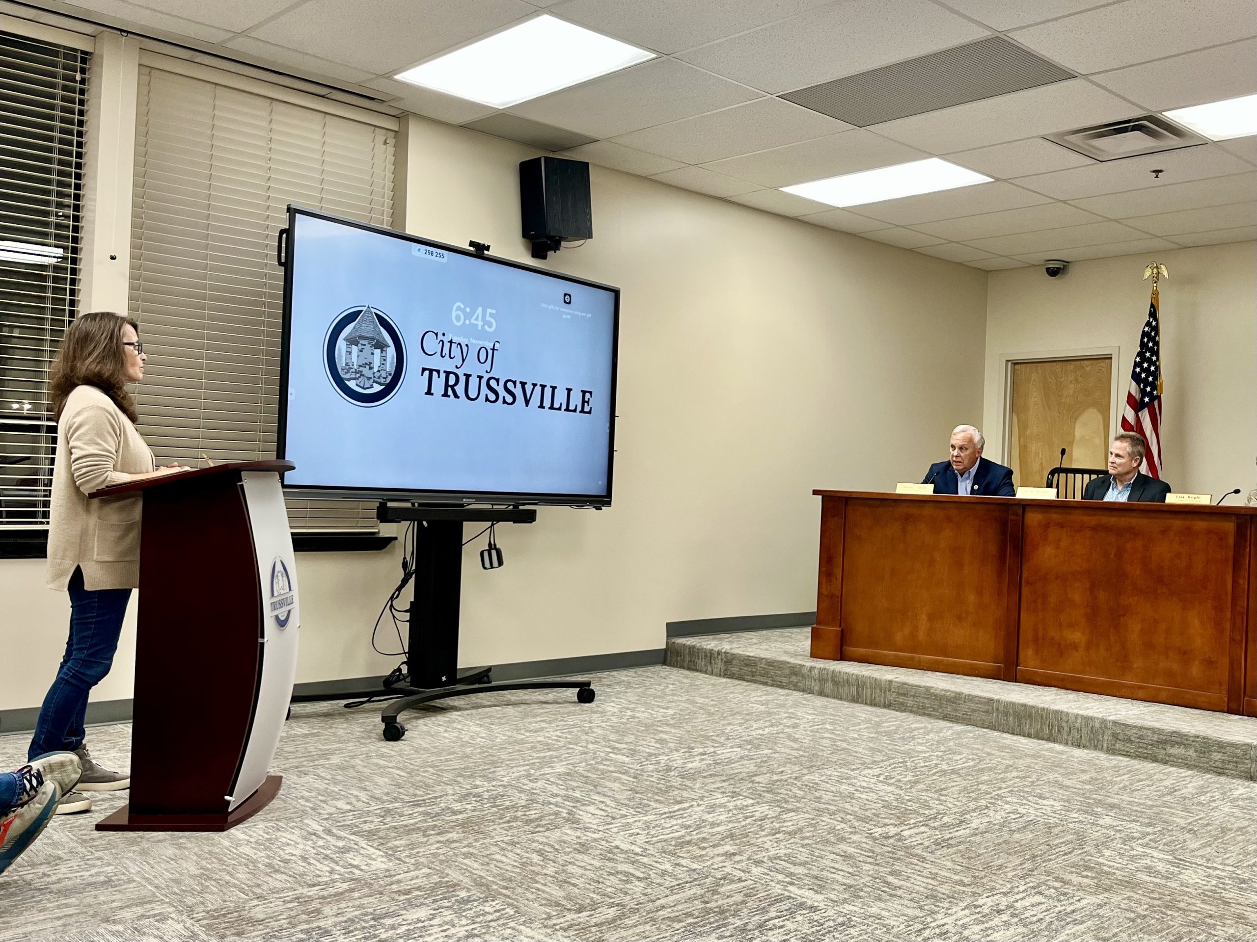 Trussville plans to keep emergency dispatch services in house