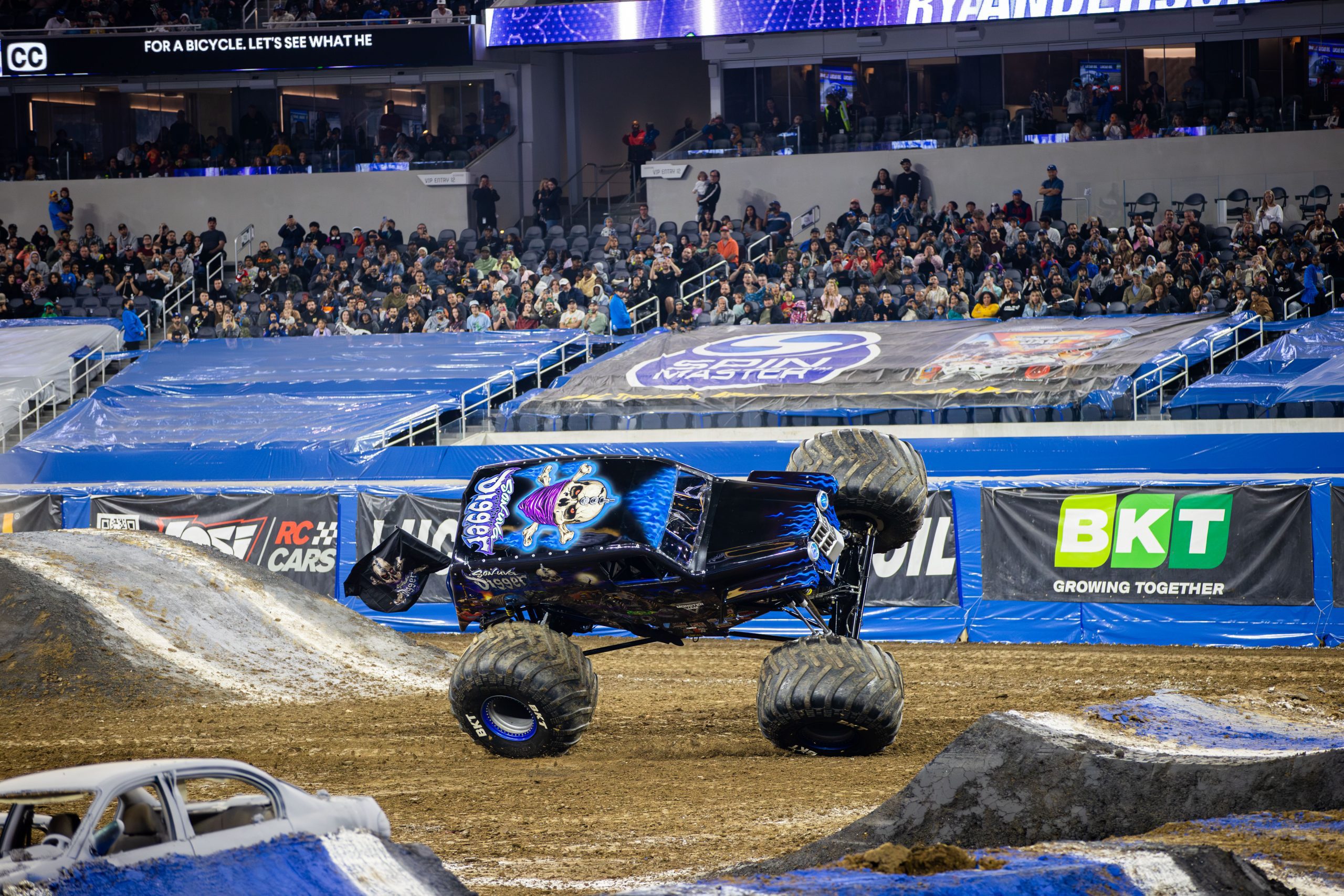 Anderson and Son-uva Digger score Monster Jam win at Protective Stadium